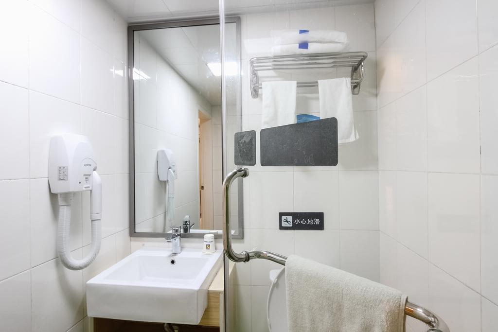 7Days Inn Guangzhou Longkou East Eksteriør bilde
